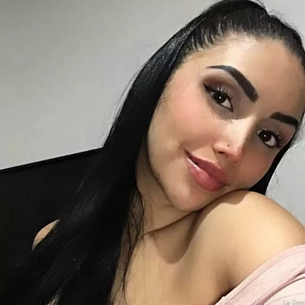 Stefanny Profile image 5