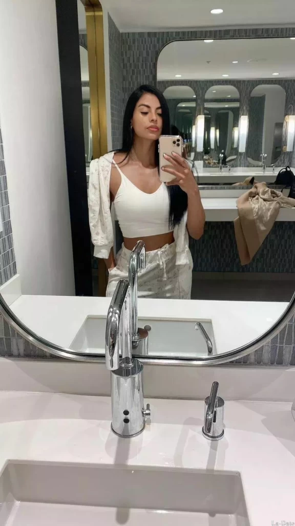 Maria Profile image 3