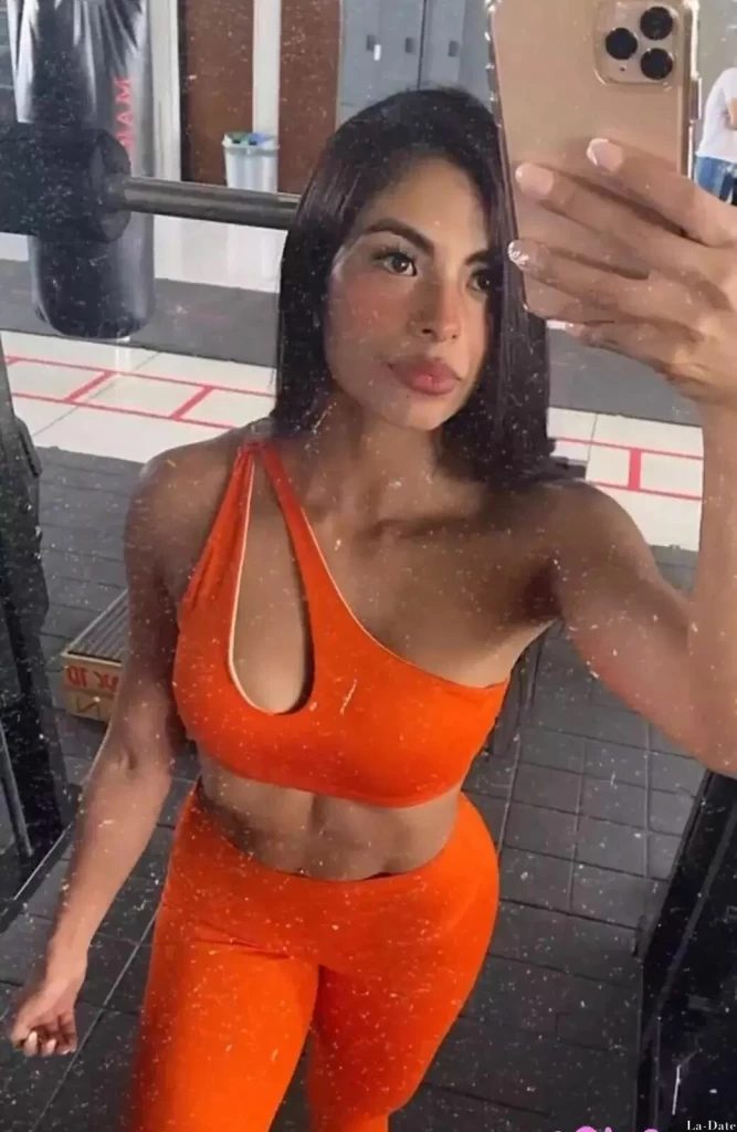 Maria Profile image 6