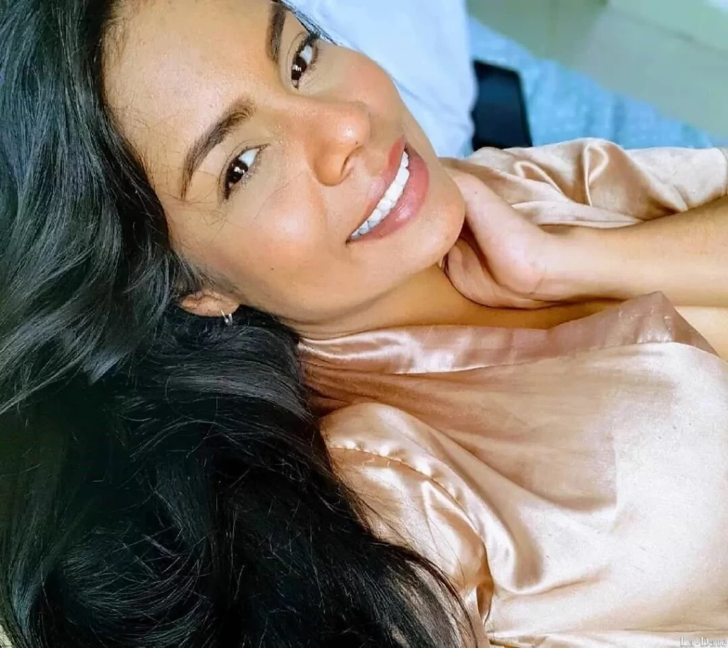 Maria Profile image 6