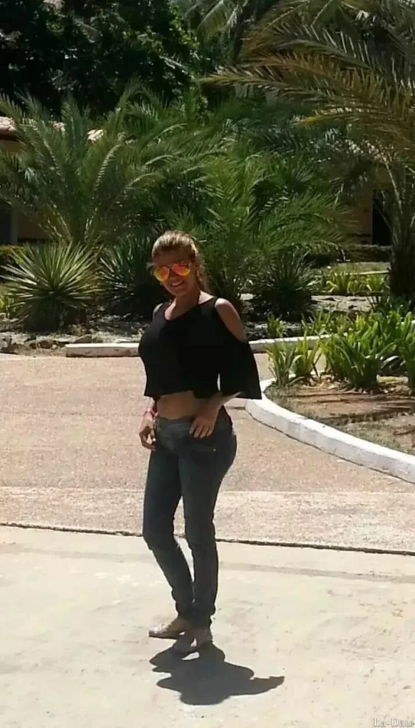 Vanessa Profile image 2