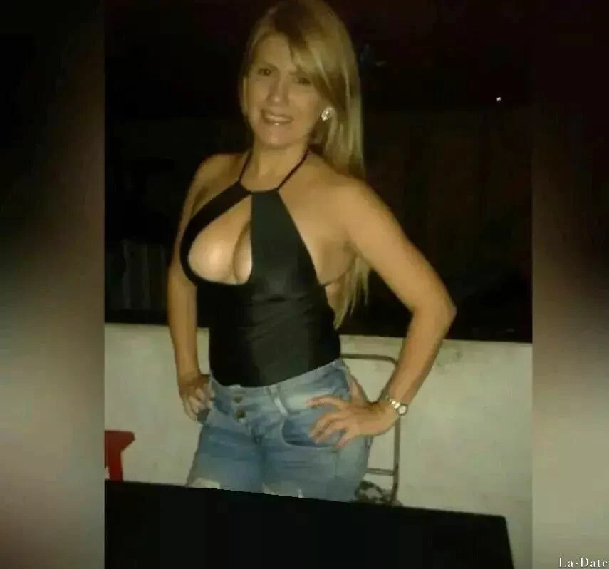 Vanessa Profile image 4