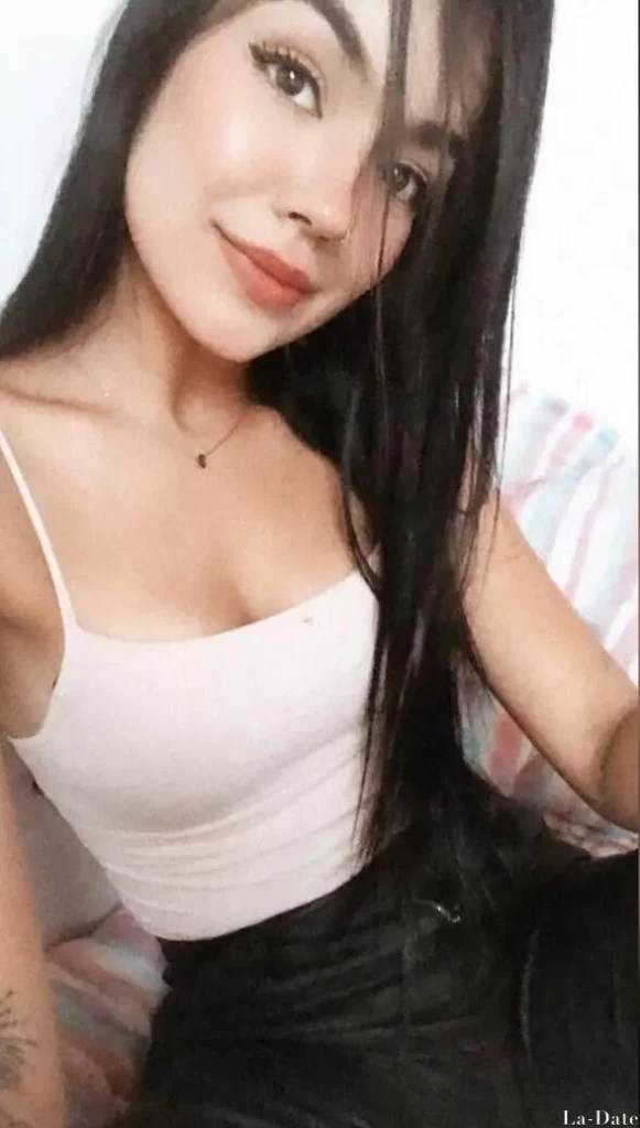 Fernanda Profile image 6