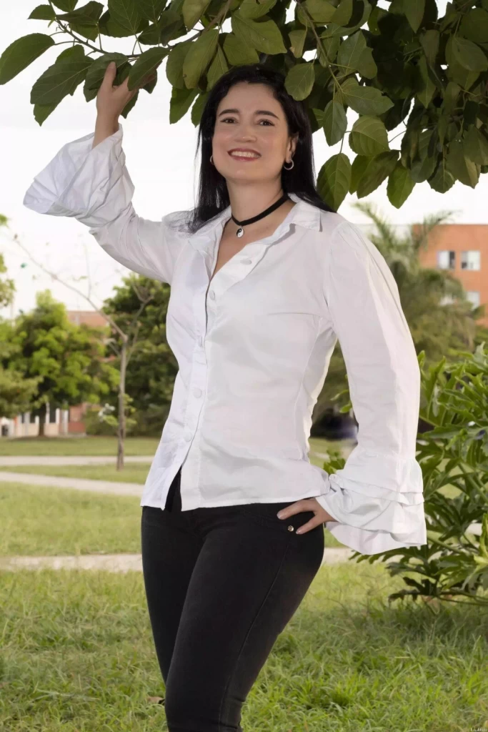 Karen Profile image 1