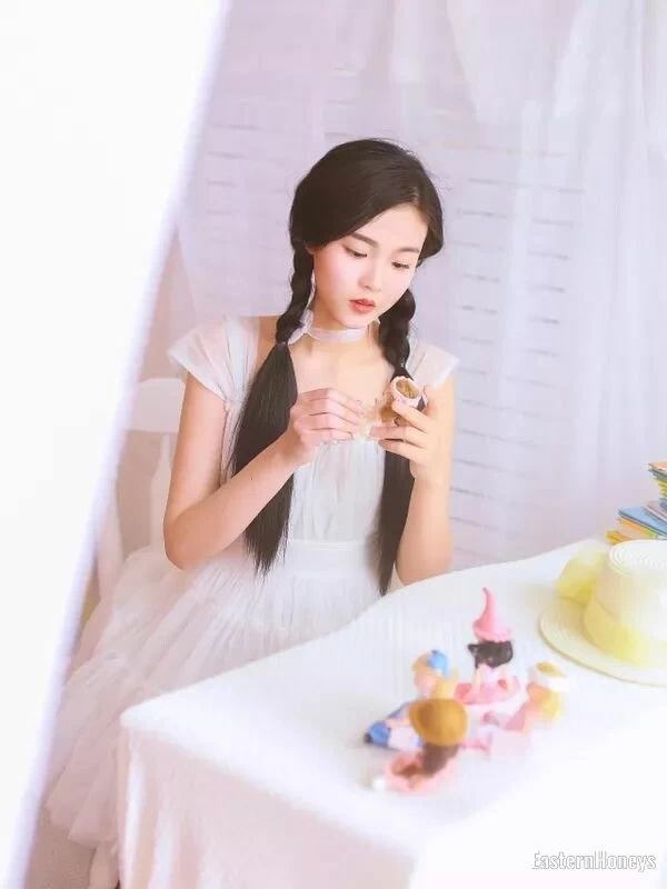 Yujun Profile image 2